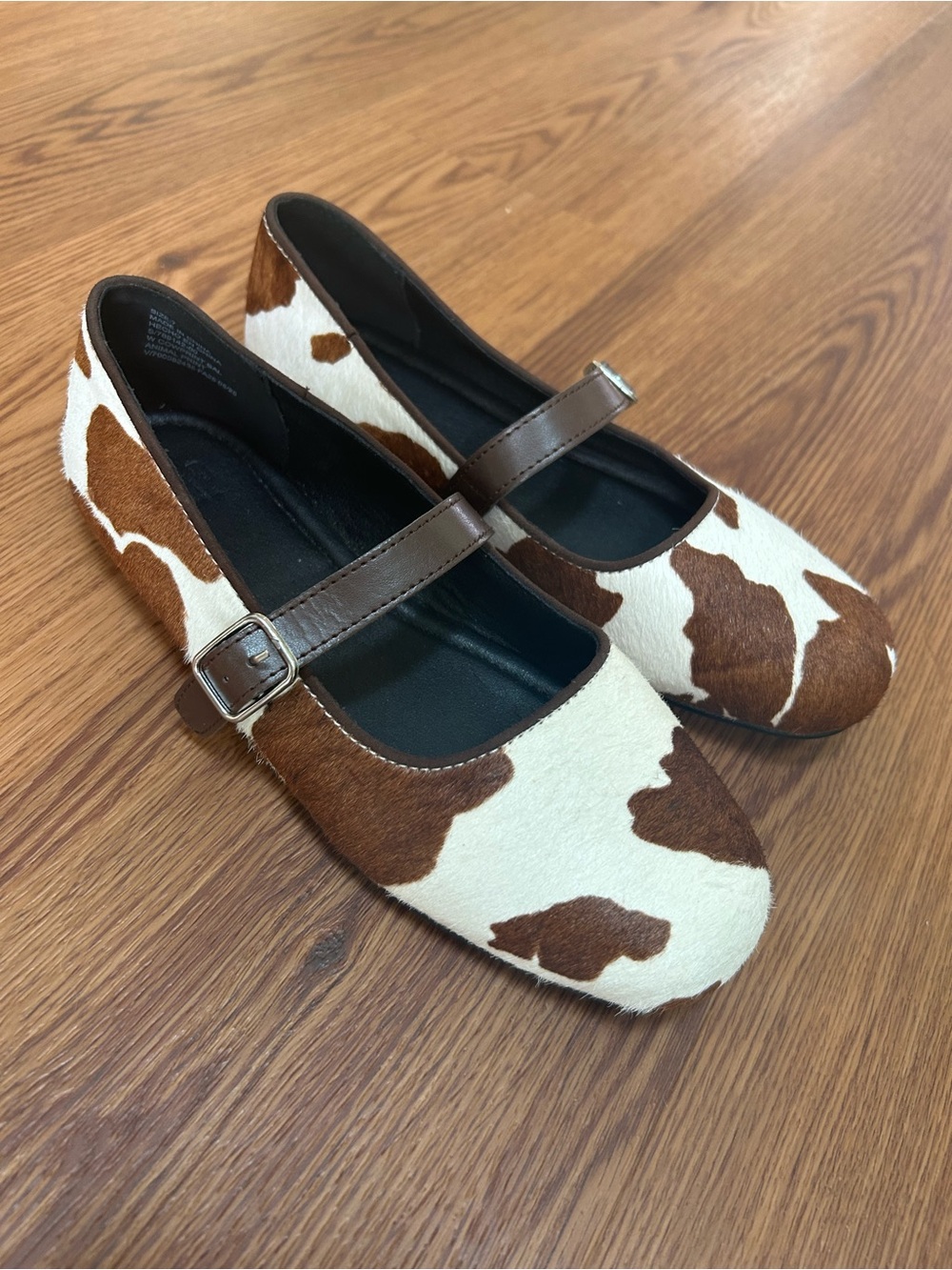 GAP Cowprint Mary Jane Flats - Brown & White Calf Hair Size 7